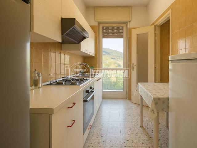 Appartamento in vendita a Rovascio, Tavernerio