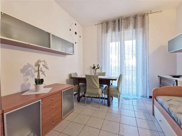 Appartamento in vendita a Tavernerio, Lombardia