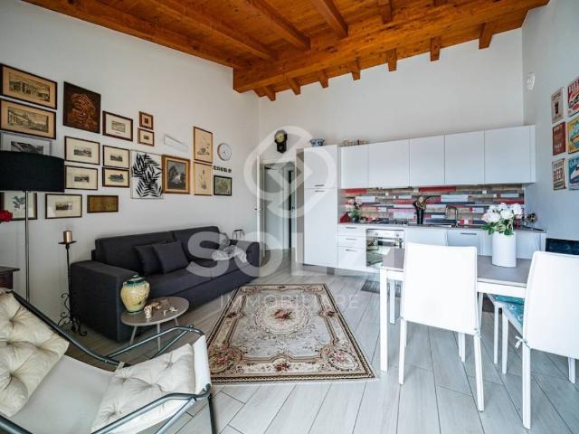 Appartamento in vendita a Tavernola Bergamasca, Lombardia