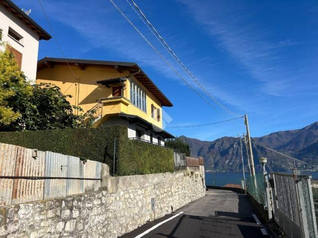 Appartamento in vendita a Tavernola Bergamasca, Lombardia