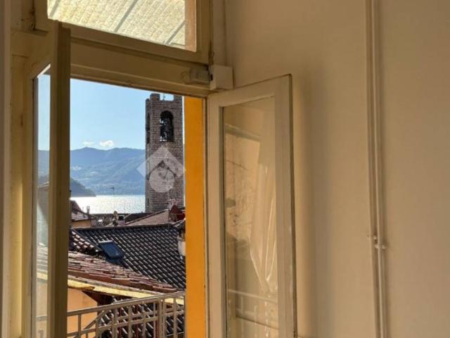 Appartamento in vendita a Tavernola Bergamasca, Lombardia