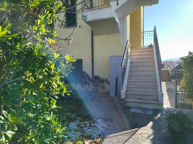 Appartamento in vendita a Padiglione, Marche