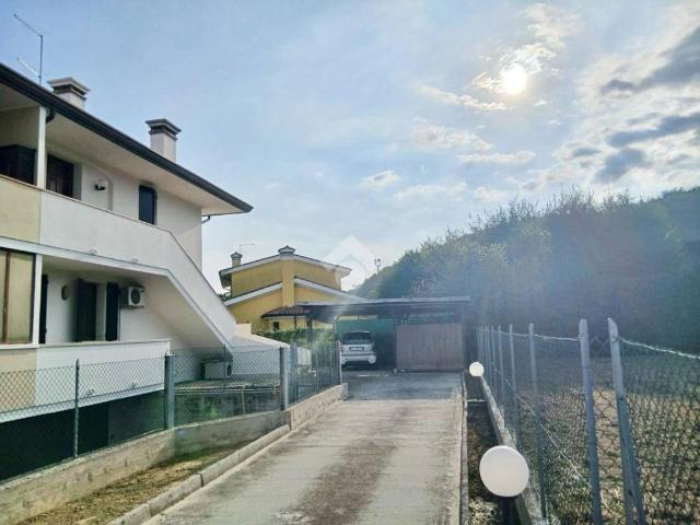Appartamento in vendita a Teolo, Bresseo