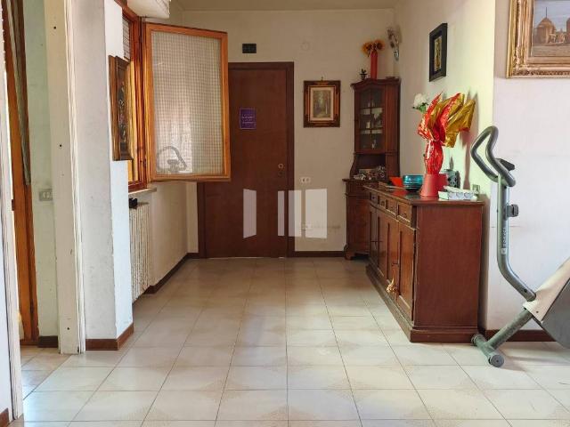 Appartamento in vendita a Gammarana, Teramo