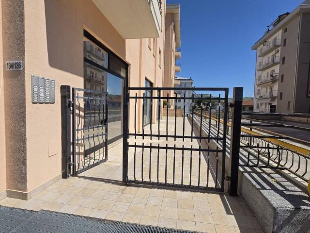 Appartamento in vendita a Teramo, Abruzzo