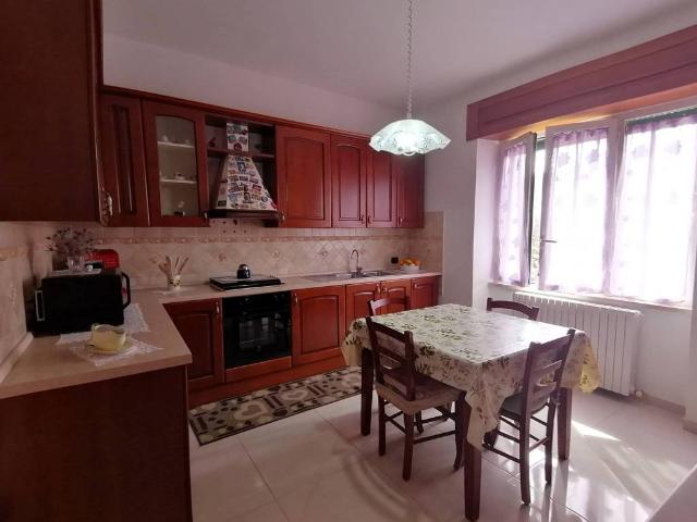 Appartamento in vendita a Teramo, Abruzzo