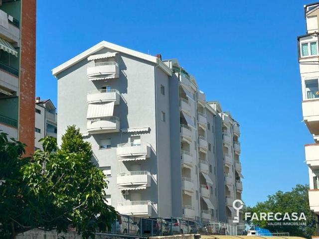 Appartamento in vendita a Teramo, Abruzzo