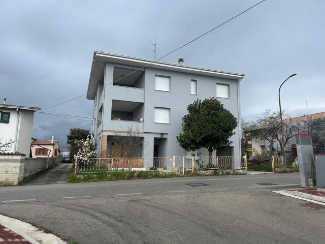 Appartamento in vendita a Nepezzano, Teramo