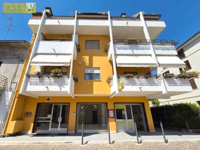 Appartamento in vendita a Teramo, Abruzzo