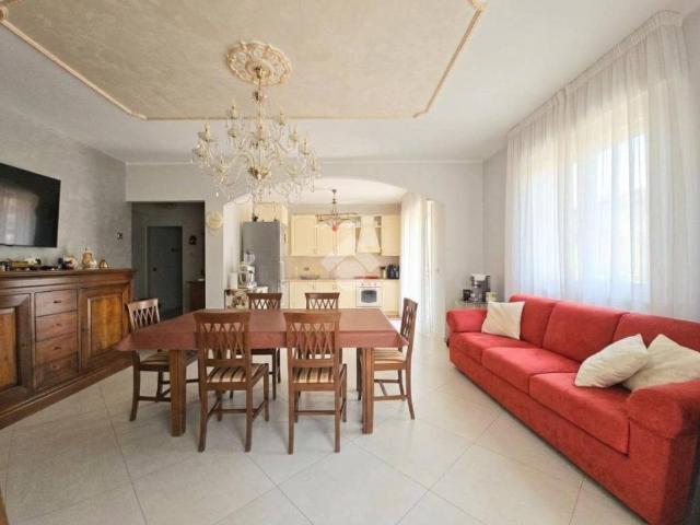Appartamento in vendita a Contrada Porticone e Villaggio Valentino, Termoli