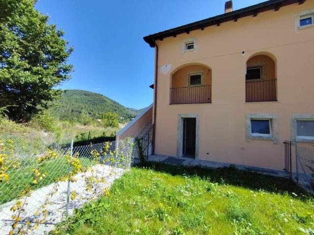 Appartamento in vendita a Terni, Umbria