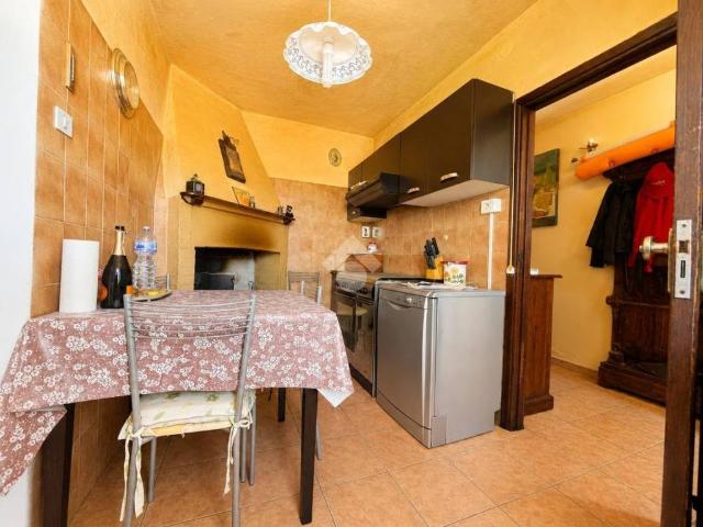 Appartamento in vendita a Terni, Umbria