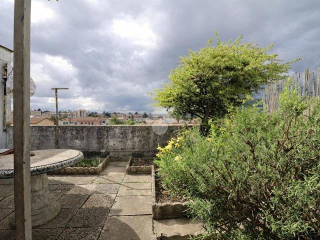 Appartamento in vendita a Terni, Umbria