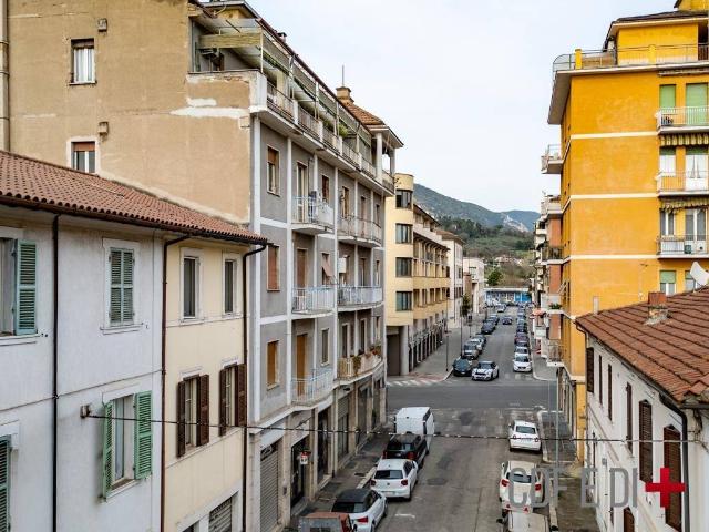 Appartamento in vendita a Città Giardino, Terni