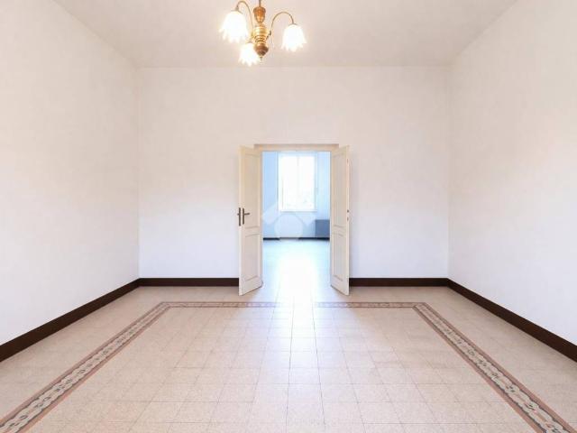 Appartamento in vendita a Terni, Umbria