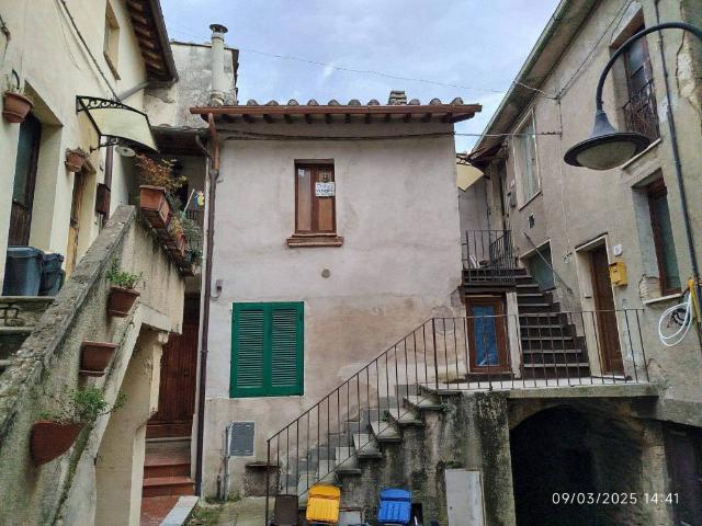 Appartamento in vendita a Terni, Umbria