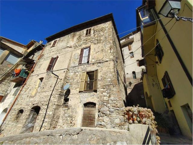 Appartamento in vendita a Terni, Umbria