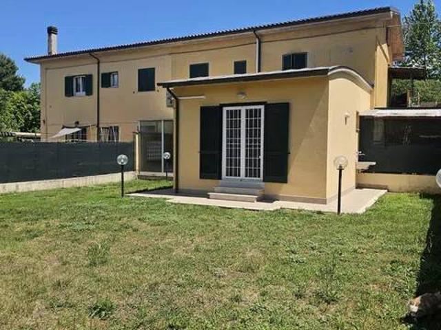 Appartamento in vendita a Terni, Umbria