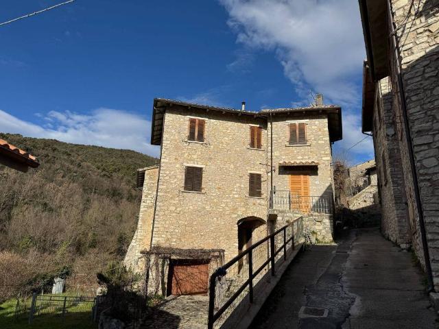 Appartamento in vendita a Terni, Umbria