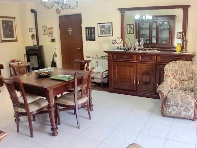 Appartamento in vendita a Borgo Rivo, Terni