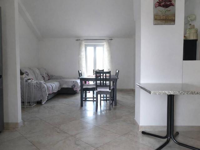 Appartamento in vendita a Terni, Umbria