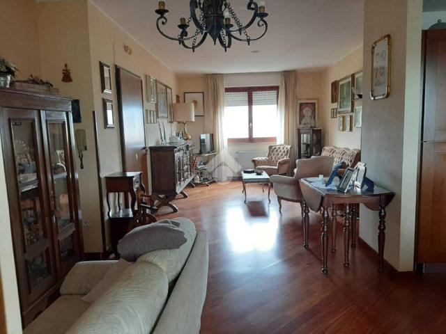 Appartamento in vendita a Campomaggiore, Terni