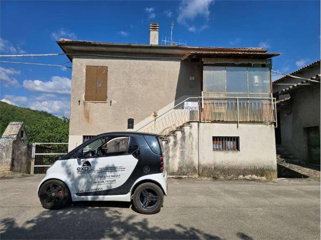 Appartamento in vendita a Terni, Umbria