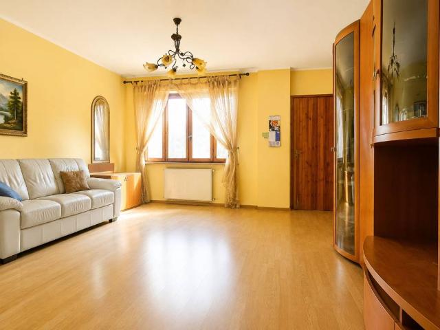 Appartamento in vendita a Terni, Umbria
