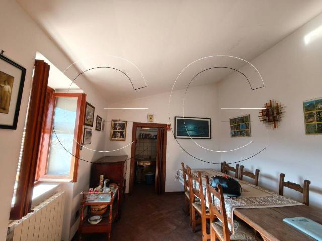 Appartamento in vendita a Terni, Umbria
