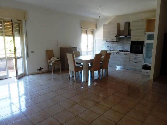 Appartamento in vendita a Terni, Umbria