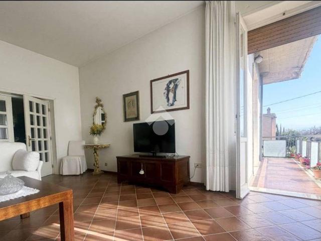 Appartamento in vendita a Terni, Umbria