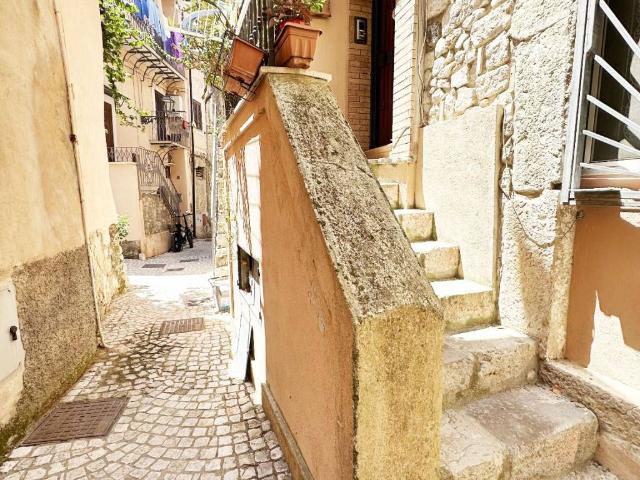 Appartamento in vendita a Borgo Cipollata, Terracina