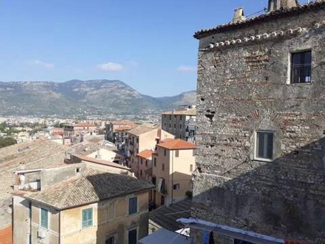 Appartamento in vendita a Borgo Cipollata, Terracina