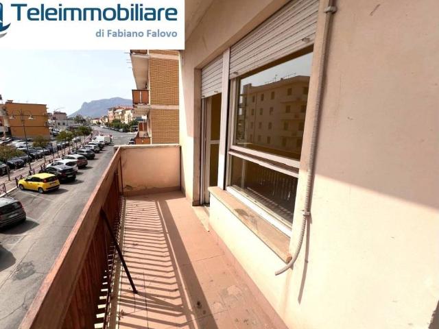 Appartamento in vendita a Terracina, Lazio