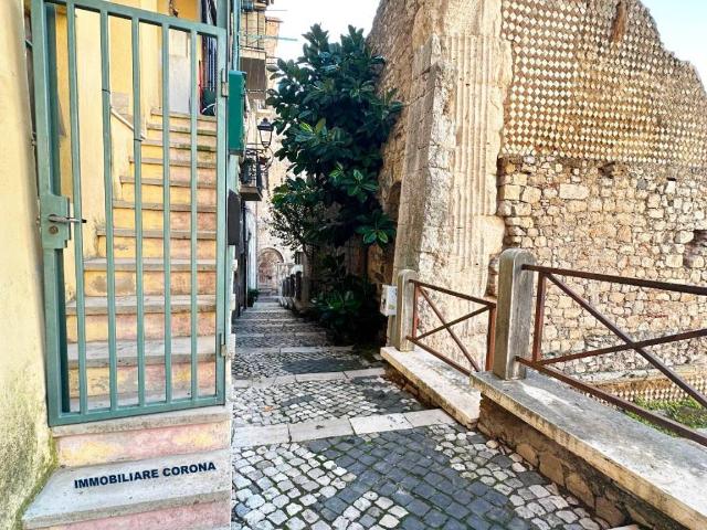 Appartamento in vendita a Borgo Cipollata, Terracina