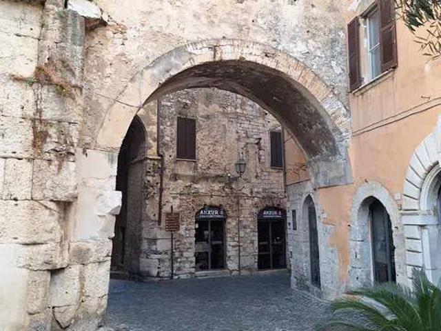 Appartamento in vendita a Borgo Cipollata, Terracina