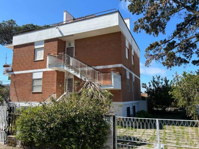Appartamento in vendita a Lido Azzurro, Terracina