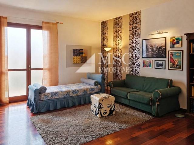 Appartamento in vendita a Terrasini, Palermo