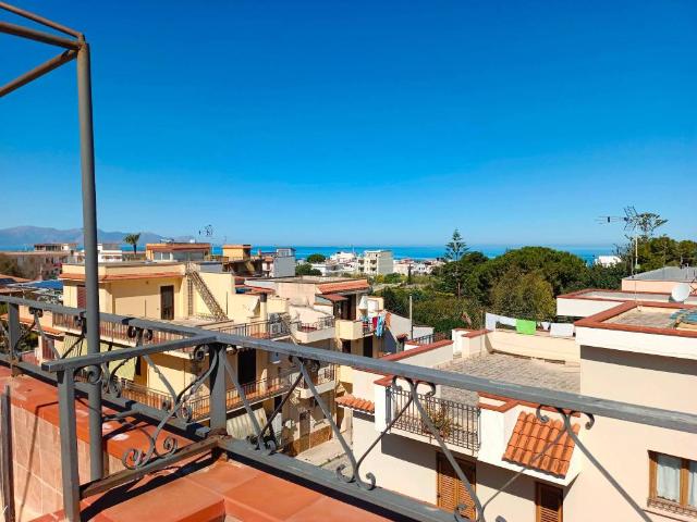 Appartamento in vendita a Terrasini, Sicilia