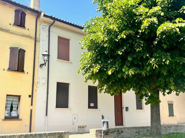 Appartamento in vendita a Terre Roveresche, Marche
