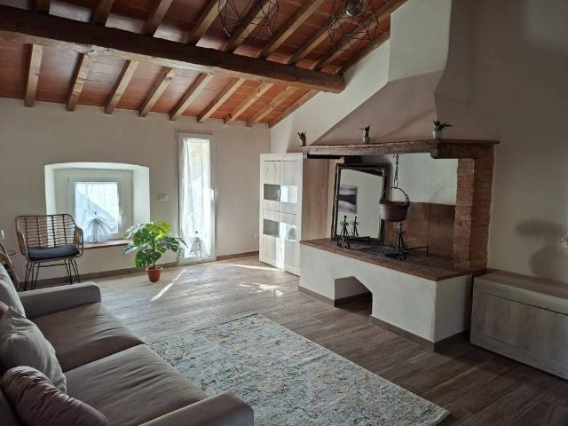 Appartamento in vendita a Terricciola, Toscana
