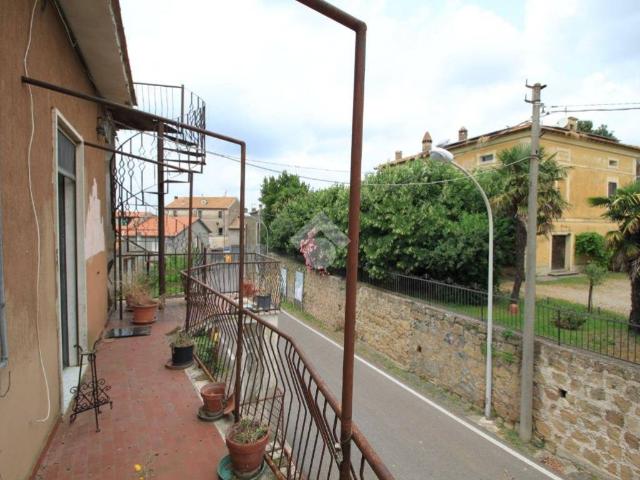 Appartamento in vendita a Tessennano, Lazio