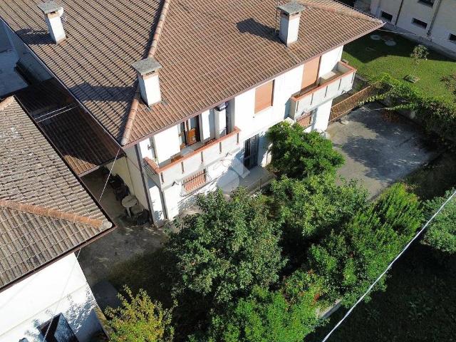 Villa Indipendente in vendita a Tezze sul Brenta, Vicenza