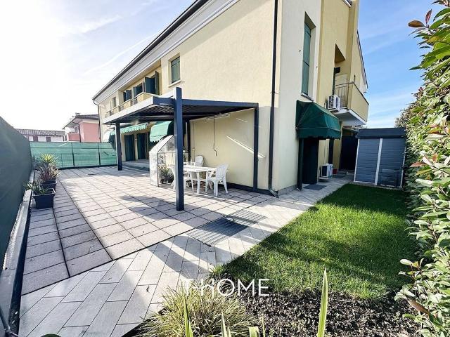 Appartamento in vendita a Tezze Sul Brenta, Veneto