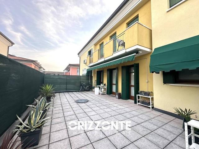 Appartamento in vendita a Tezze Sul Brenta, Veneto