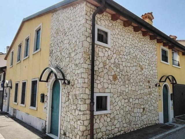 Appartamento in vendita a San Vincenzo, Thiene