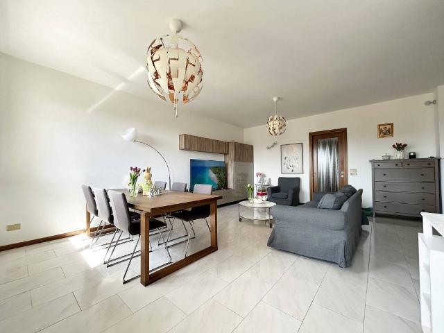 Appartamento in vendita a Cappuccini, Thiene