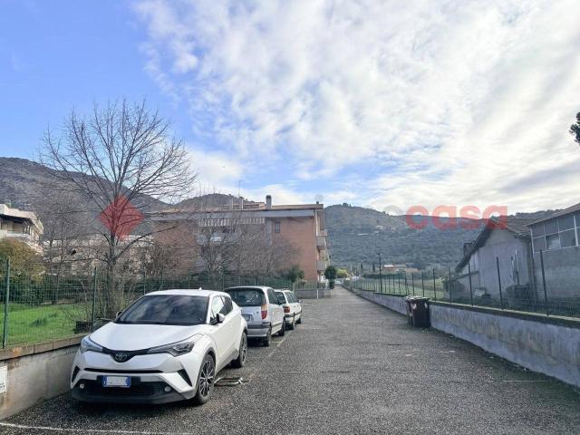 Appartamento in vendita a Campolimpido, Roma Capitale