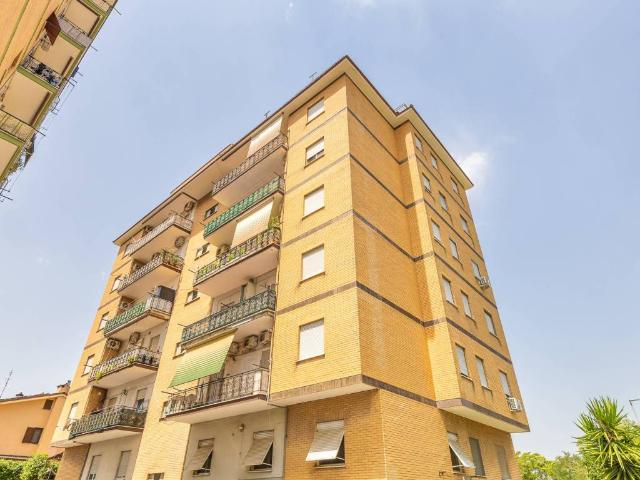 Appartamento in vendita a Campolimpido, Roma Capitale