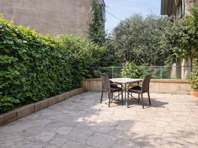 Appartamento in vendita a Campolimpido, Roma Capitale